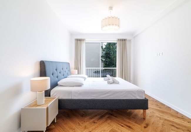 Apartment in Nice - Superb Renovated 2-Bedroom in Nice Cimiez – Peace & Comfort Apartment in Nice - Superb Renovated 2-Bedroom in Nice Cimiez – Peace & Comfort