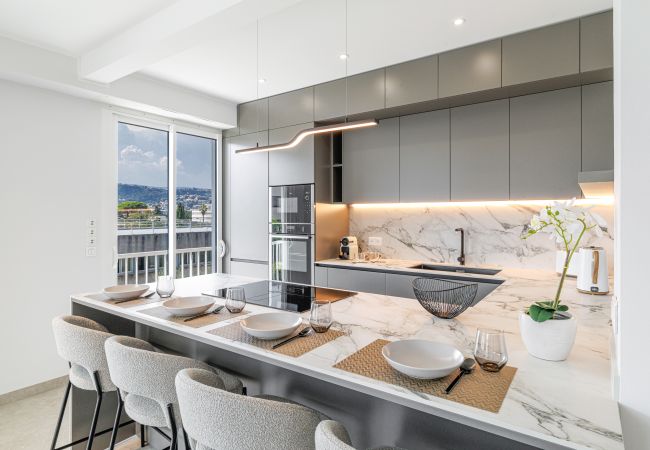 Apartment in Nice - Superb Renovated 2-Bedroom in Nice Cimiez – Peace & Comfort Apartment in Nice - Superb Renovated 2-Bedroom in Nice Cimiez – Peace & Comfort